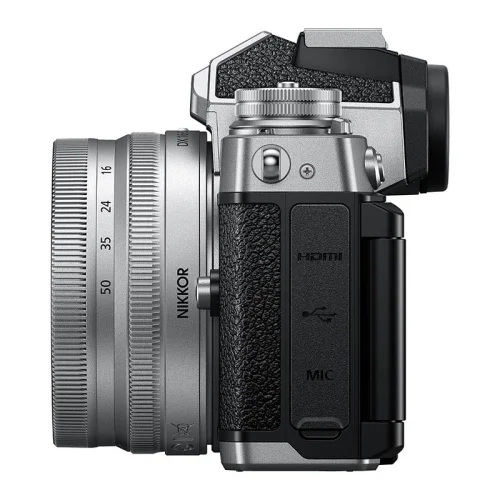 Appareil photo hybride Nikon Z FC + Objectif NIKKOR  Z DX 16-50mm f/3.5-6.3 Image 1
