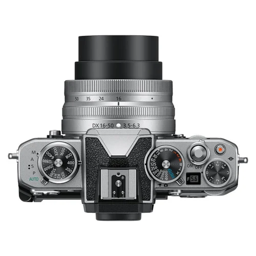 Appareil photo hybride Nikon Z FC + Objectif NIKKOR  Z DX 16-50mm f/3.5-6.3 Image 5