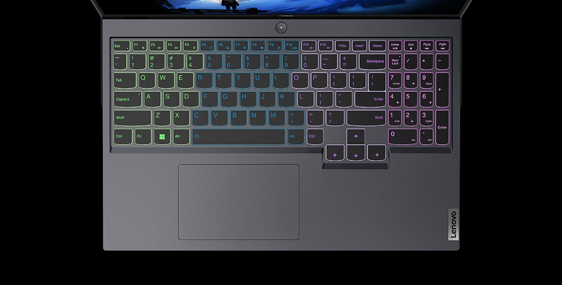 Vue arrière du capot inférieur de l’ordinateur portable de gaming Lenovo Legion 5i Pro Gen 7 (16 '' Intel), montrant les évents 