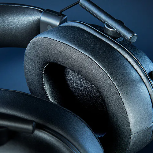 NOISE-ISOLATING EARCUPS WITH ULTRA-SOFT MEMORY FOAM